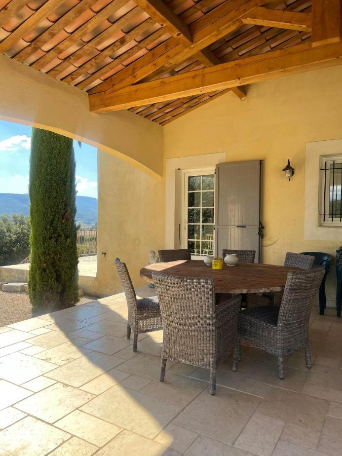 Magnifique Villa Avec Piscine Saint-Maximin Exteriör bild